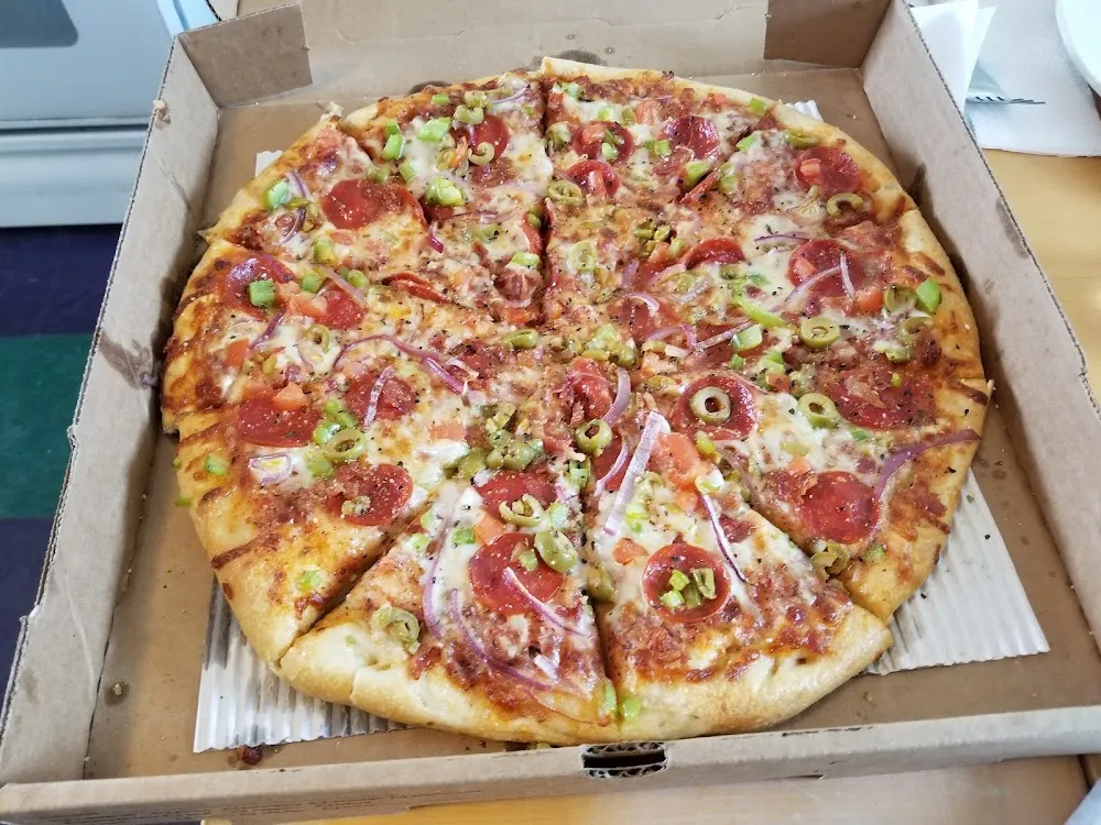 Large Everything Pizza